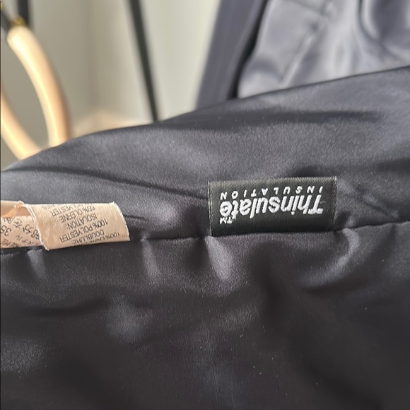 Woman’s navy overcoat - Picture 6 of 9